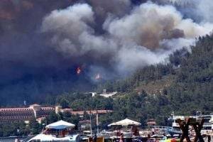 В Турции вспыхнул лесной пожар на популярном курорте. ФОТО, ВИДЕО - novostiua.news - Украина - Турция - Мармарис