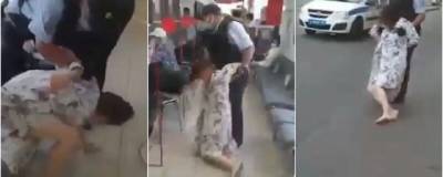 В столичном МФЦ очень жестко задержали женщину из-за отсутствия маски - runews24.ru