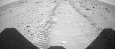 Китай опубликовал фото и видео, которые сделал марсоход Zhurong - w-n.com.ua - Китай