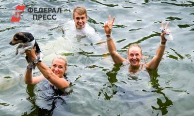Американец назвал странной привычку русских купаться в плохую погоду - fedpress.ru - Москва - Россия