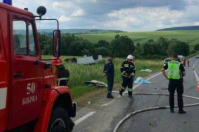 Ford - Под Львовом в ДТП погибли два человека, еще трое – в больнице - rupor.info - Львов - Львовская обл. - район Львовский