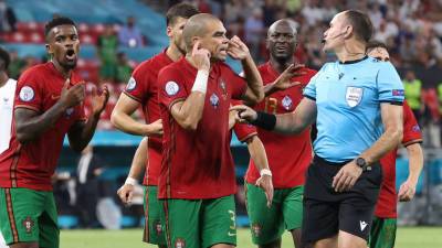 Азар Торган - Португалия - Португалия покинула Евро-2020 всего с одной победой в четырех матчах - gazeta.ru - Бельгия - Франция - Венгрия - Португалия