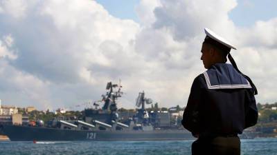 Корабли ВМФ России отбили воздушную атаку на учениях в Средиземном море - gazeta.ru - Россия