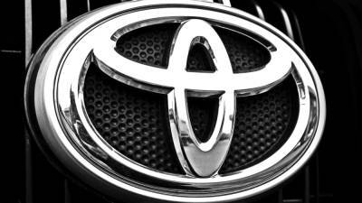 Автолюбители могут приобрести новый внедорожник Toyota Land Cruiser 300 - inforeactor.ru - Эмираты