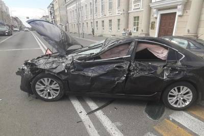 В центре Кургана в ДТП с автобусом пострадали четыре человека - kikonline.ru - Россия - Курган