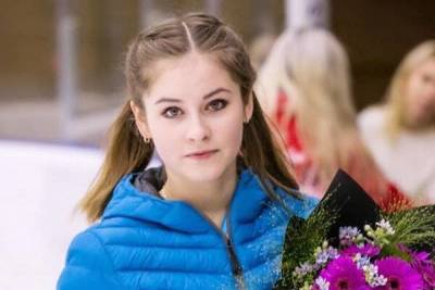 Юлия Липницкая - Мамина копия: Липницкая показала подросшую дочку от тайного мужа - skuke.net - Сочи