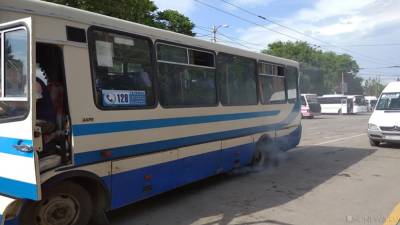 Владимир Константинов - «Эталонный» кризис: в Крыму туристов возят переполненные автобусы-развалюхи и водители-хамы (ФОТО) - newdaynews.ru - Крым - Турция - Приморье край