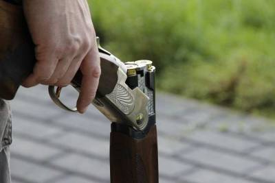 В Пермском крае бизнесмен на глазах у девочки расстрелял ее семью - actualnews.org - Пермский край