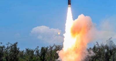 Индия испытала ракету, способную нести ядерную боеголовку (фото) - focus.ua - Украина - Индия