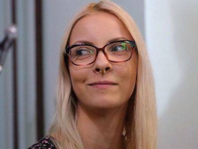 На Мотузную обещали завести уголовное дело за фотографию коммивояжёра в больнице - kasparov.ru - Санкт-Петербург - Twitter