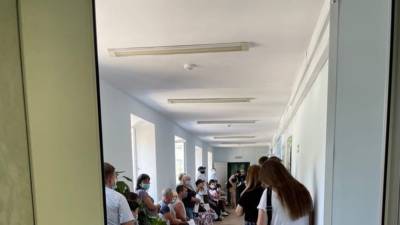 В Тобольске очереди на прививку растянулись на несколько часов - nashgorod.ru - Москва - Тюмень - Тобольск
