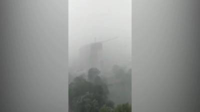 В Подмосковье из-за урагана упал кран - piter.tv - Московская обл. - Раменское - Московская область