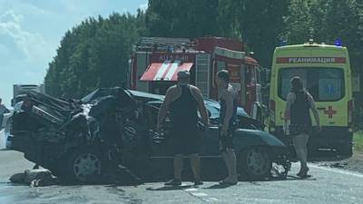 Lexus - Фура отбросила легковушку во встречное авто, пострадали семь человек - vesti.ru - Ярославская обл. - Ярославль - Иваново