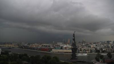 Суперливень в Москве: за несколько часов выпало 70% месячной нормы осадков - mir24.tv - Москва - район Новокосино