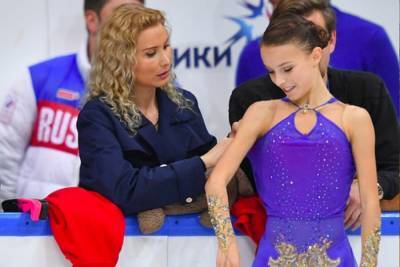 Этери Тутберидзе - Анна Щербакова - Алена Косторная - Камил Валиев - "Где действующая чемпионка мира?": фанаты взволнованы отсутствием Щербаковой в ролике группы Тутберидзе из Новогорска. ВИДЕО - sport.ru - Новогорск