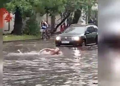 После зноя в Москву и область пришли ураган и «суперливень», неся разрушения - province.ru - Москва