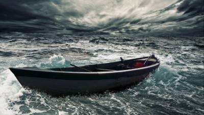Корабль-призрак: у британских островов в Вест-Индии нашли лодку с 20 телами - 5-tv.ru - Индия