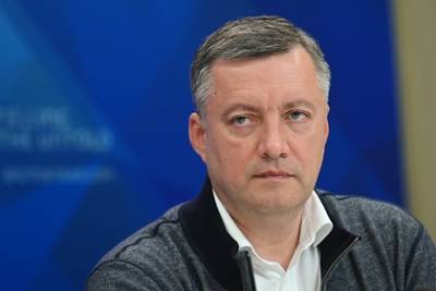 Игорь Кобзев - Врачи попросили российского губернатора ужесточить меры из-за COVID-19 - lenta.ru - Россия - Иркутская обл.