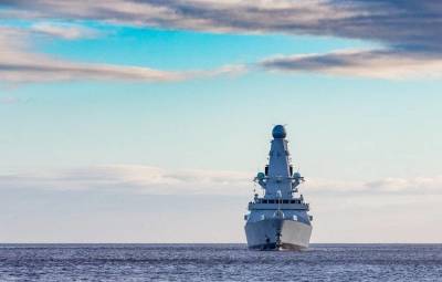 Британское Минобороны признало утерю секретных планов по действию эсминца HMS Defender в Чёрном море - topwar.ru - Крым - Англия