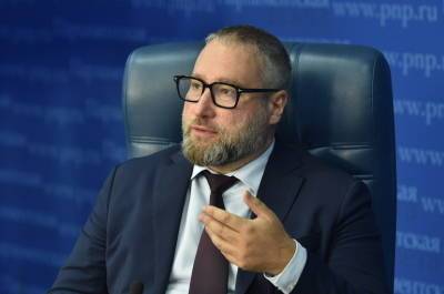 Антон Горелкин - Горелкин доработал проект о регулировании аудиовизуальных сервисов - pnp.ru - Россия