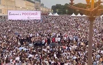 Александр Беглов - Александр Невский - Петр I - Выпускной — чума! - charter97.org - Россия - Санкт-Петербург - Белоруссия