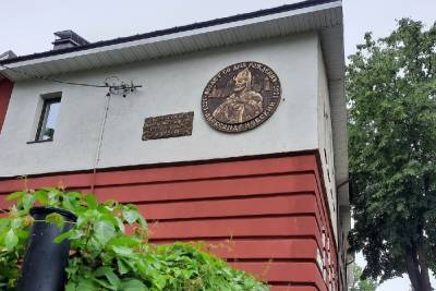 Александр Невский - Фотофакт: памятный знак Александру Невскому появился в Пскове - mk-pskov.ru - Псковская обл. - Псков