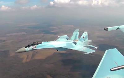 Многоцелевые истребители Су-35С прикроют Камчатку - topwar.ru