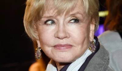 Владимир Меньшов - Вера Алентова - Актриса Вера Алентова попала в больницу с подозрением на COVID-19 - newizv.ru - Москва - Россия