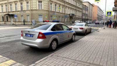 Инспектор ДПС из Петербурга подозревается в наезде на ребенка в Сочи - piter.tv - Санкт-Петербург - Сочи - Краснодарский край
