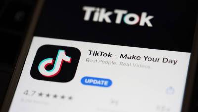 Суд в Москве признал законным штраф TikTok на 2,6 млн рублей - gazeta.ru - Москва - Россия