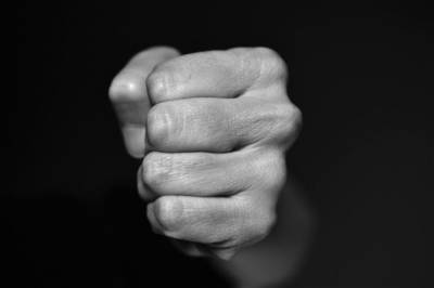 Руководство движения «Фатх» расследует инцидент с избиением журналиста - aif.ru - Палестина - Омская обл. - Ливан