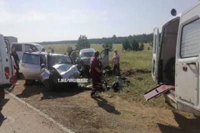 Трое человек погибли в ДТП на Алтае - tayga.info - Барнаул - Алтайский край - респ. Алтай - Новосибирская обл. - Змеиногорск