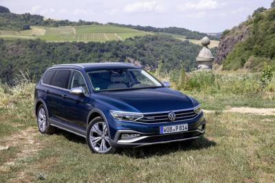 Volkswagen представил Passat Alltrack в России - autostat.ru - Россия