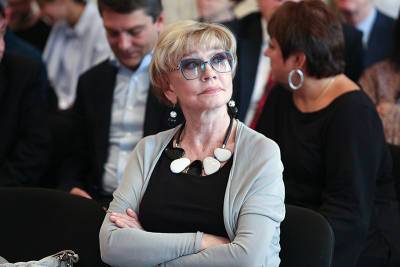 Владимир Меньшов - Вера Алентова - Стало известно о состоянии госпитализированной Алентовой - tvc.ru