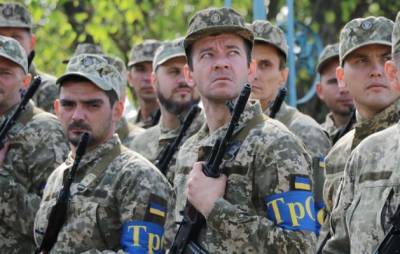 Владимир Зеленский - Верховная рада приняла законопроект Зеленского об увеличении армии - eadaily.com - Украина