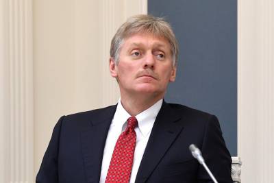 Владимир Путин - Дмитрий Песков - Песков заявил, что вакцинация от COVID-19 в России остается добровольной - vm.ru - Россия