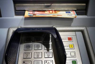 Европейцы накопили 700 миллиардов евро лишних сбережений - lenta.ru - Англия