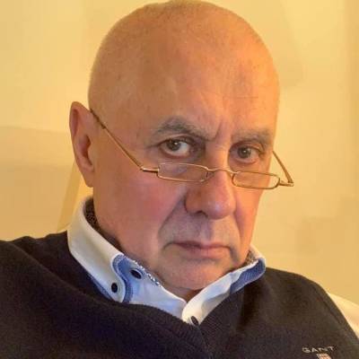 Глеб Павловский - Политолог Глеб Павловский порассуждал о диктатуре в «Свободном университете» - znak.com