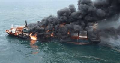 "Разрушит все морское дно": у Шри-Ланки тонет судно с азотной кислотой - delo.ua - Сингапур - Шри Ланка