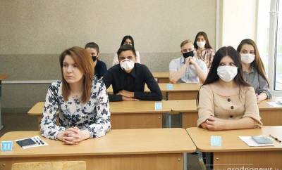Янка Купала - Более 5 100 абитуриентов пройдут ЦТ в Гродненской области - grodnonews.by - Гродно