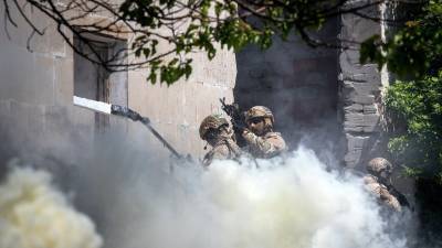 Луганская народная республика объявит СБУ и военную разведку Украины террористическими организациями - newdaynews.ru - ЛНР - Луганск