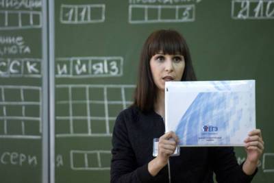 Игорь Руденя - Выпускники школ Тверской области сдают ЕГЭ по русскому языку - tver.mk.ru - Тверская обл.