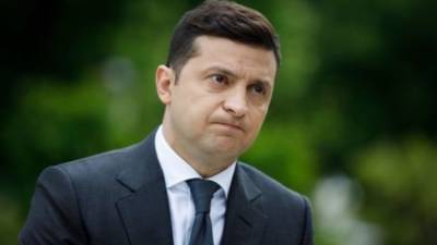 Владимир Зеленский - Депутаты вернули уголовную ответственность за ложь в декларациях - minfin.com.ua