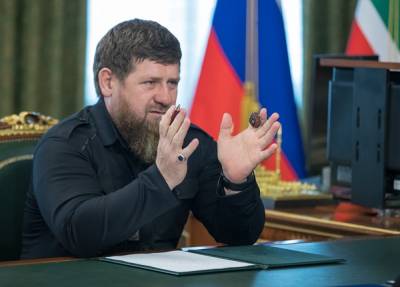 Мария Захарова - Рамзан Кадыров - Захарова одобрила идею штрафов для соцсетей за блокировку политиков. И дала совет Кадырову - znak.com - респ. Чечня - шт.Флорида