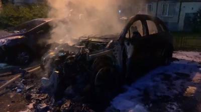 Александр Виноградов - В Петербурге подпалили машину борца с незаконной торговлей - neva.today - Санкт-Петербург