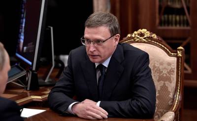Владимир Путин - Михаил Мурашко - Александр Бурков - Глава Омской области: «Мы должны уходить от добровольного подхода к вакцинированию от ковида» - tv2.today - Москва - Омская обл.