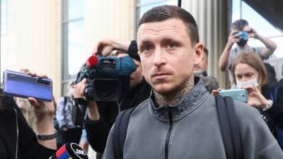 Павел Мамаев - Кирилл Кокорин - Игорь Бушманов - Черная полоса: Мамаев в один день проиграл суд и потерял отца - 5-tv.ru