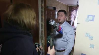 На съемочную группу ВГТРК напали квартирные рейдеры - vesti.ru - Москва