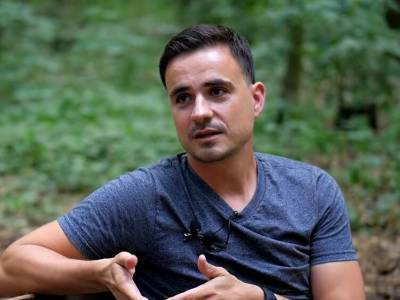 Сергей Стерненко - Fozzy Group уволила своего топ-менеджера после скандала. Он называл Басту "красавой", а ношение вышиванок – "...банутой привычкой" - gordonua.com - Украина - Одесса