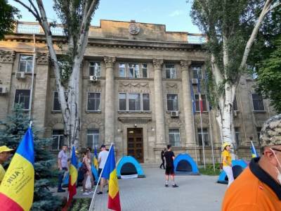 Майя Санду - Молдавские унионисты взяли в осаду СИБ: Санду запугивает конкурентов - eadaily.com - Молдавия